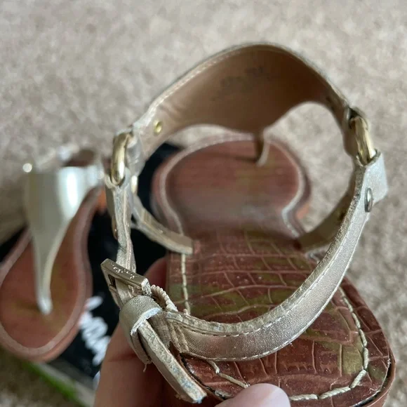 Sam Edelman Gold Women's Sandals - Picture 6 of 9